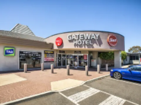 Nightcap at Gateway Hotel Hotels in Geelong