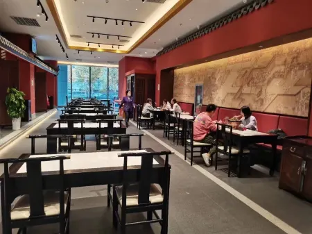 Xana Hotelle(Beijing Changyang Subway Station) Отели рядом с достопримечательностью «Haotian Park»