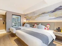 GreenTree Eastern Hotel (Chizhou Yangtze River middle road RT Mart) Hotels near Xinghua Village Scenic Area
