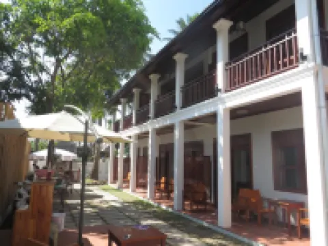 퀸 하우스 루앙 프라방