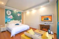Heishui Auspicious Valley Homestay - พร้อมระเบียง