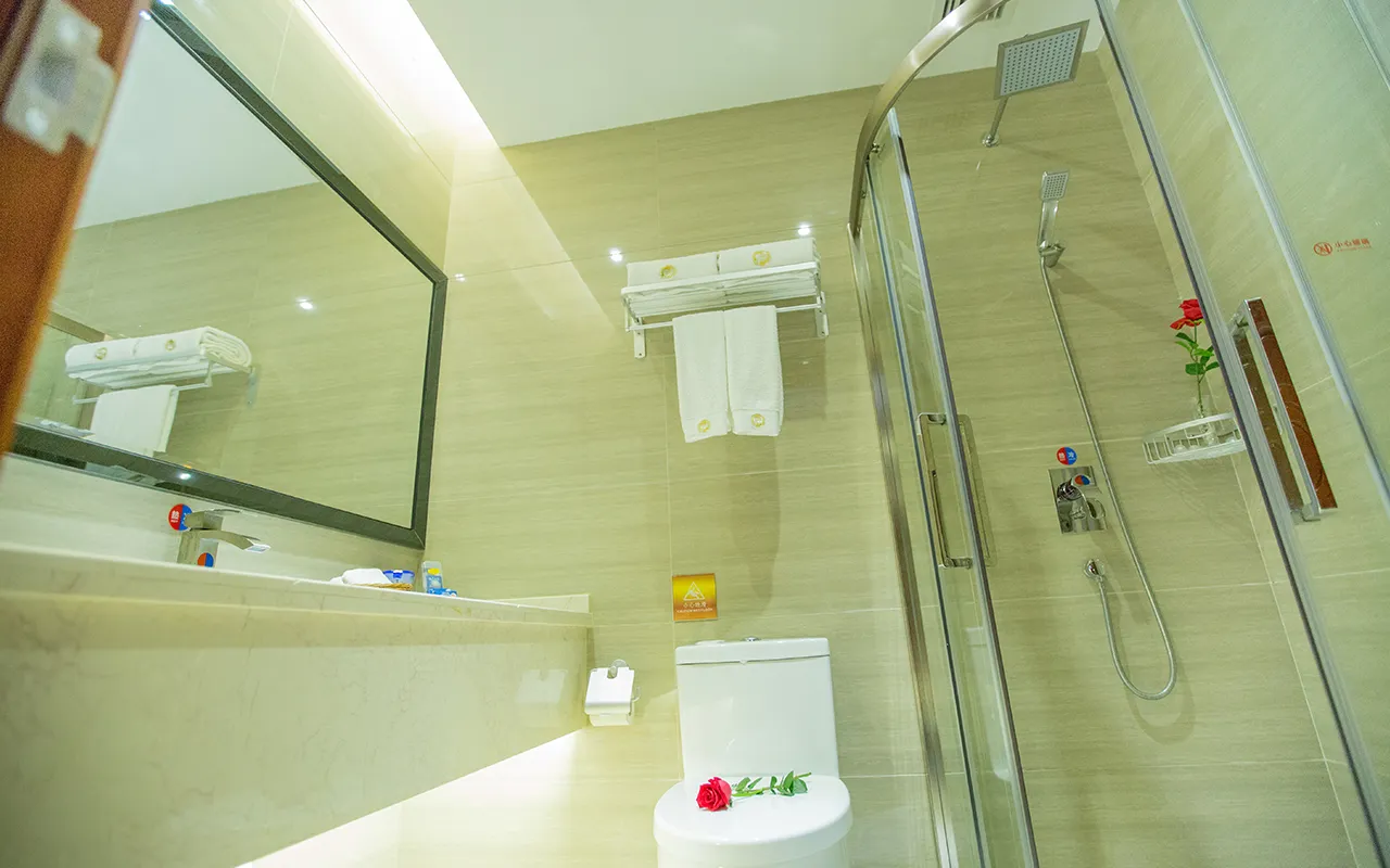 Auspicious Hotel Rooms Photos