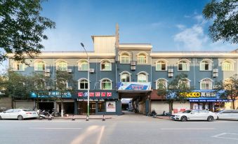 Chuang e Home Happy Youth Hotel (Longquan Wanda Plaza) - Housity