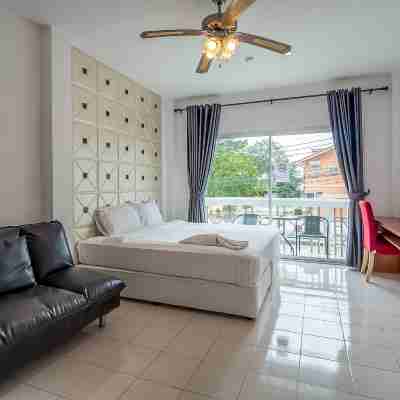 Pattaya PoolVilla BaanMali Rooms
