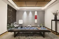 Qianna Hotel (Xiangcheng Yingbin Avenue) Hotels in Xiangcheng