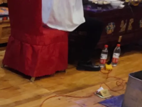 Jinuo Shanzhuang Hostel โรงแรมในเฮ่ยซุ่ย