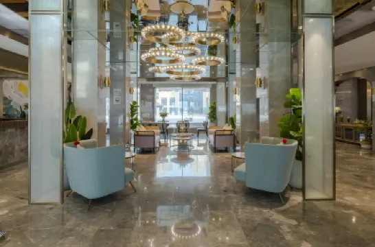 Mercure Hotel Urumqi Railway Bureau Hoteles cerca de Huochetou Sports Center