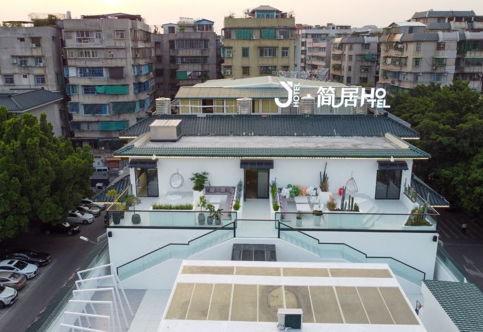 hotel overview picture