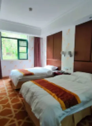 Shengtian Farm House