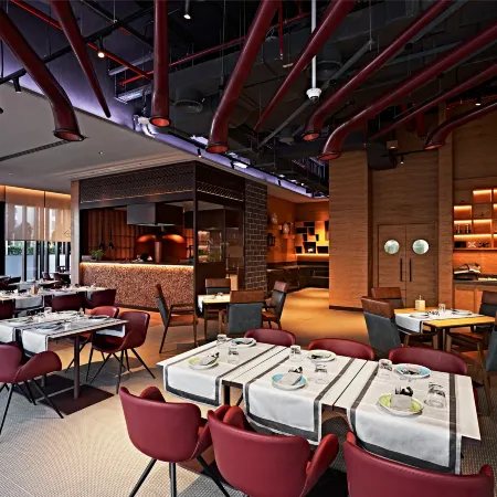 Barcelo Business Bay Dubai Отели рядом с достопримечательностью «Аль-Сафа»