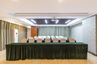 愛客思飯店（鞍山火車站市中心店）