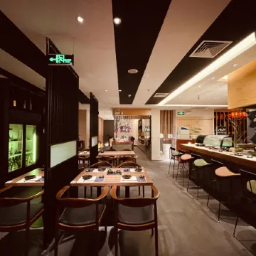 Guangdong Hotel Отели рядом с достопримечательностью «КингГлори Плаза»