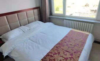 Ulan Butong Huhe Hada Manor