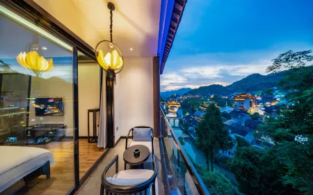 Furong Town Momuqiu Light Luxury High-end View B&B
