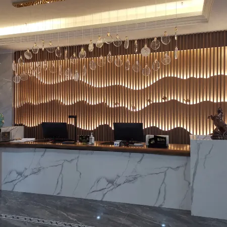 Barry Longsheng Hotel