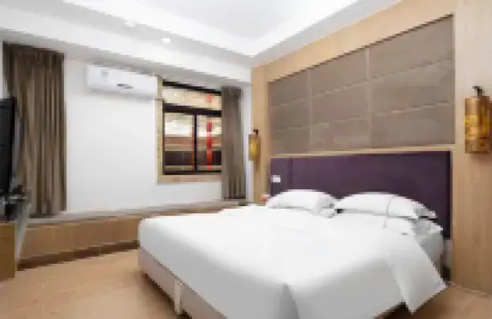 Lotus Mountain Hot Spring Resort