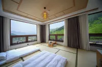 Floral Lux Hotel Five Peaks Mingzhai Cloud View Lodge - 4 ดาว