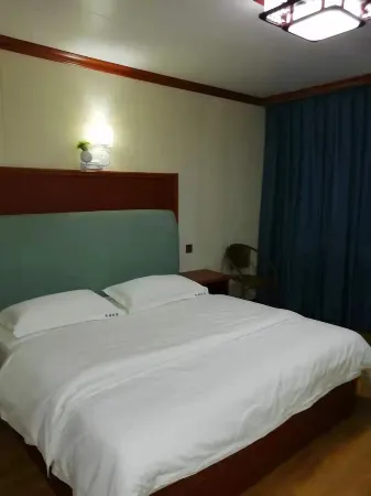 Port of Siam Hotel Отели в г. Мило