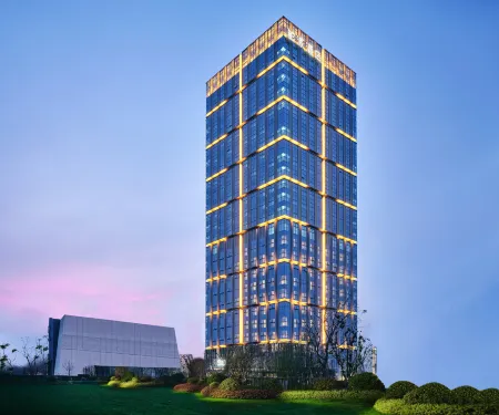 Q-Box Hotel Shangqiu Expo Center Отели рядом с достопримечательностью «Shangqiu Polytechnic (Shenhuo Avenue)»