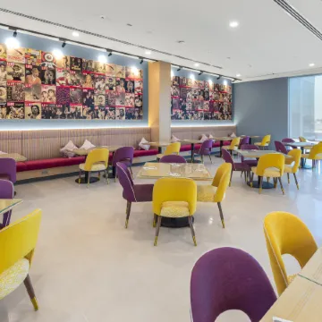 Premier Inn Dubai Ibn Battuta Mall Отели рядом с достопримечательностью «Джебель-Али»