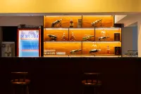 Huayangnianhua Inn(Located in Furong Town Scenic Area, near the waterfall - bar