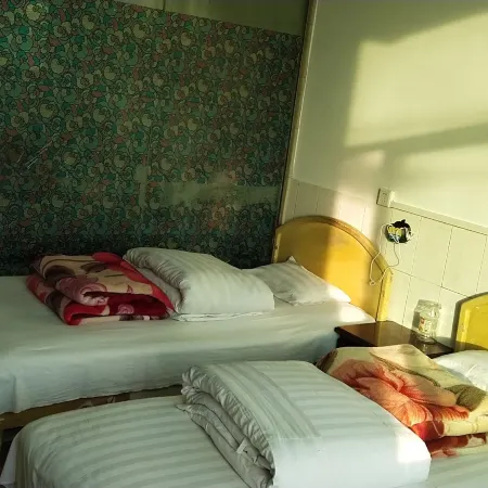 Huojia Xinyi Hotel