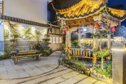 Hontya Piaosu Guesthouse (Liujiang Old Town) - Kitchens