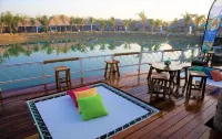 Buffalo Island Resort - Swimmingpools