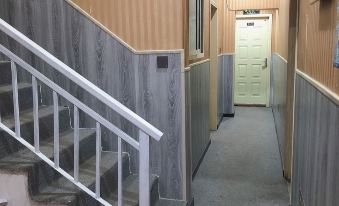 Xinzheng Qingyun Xiaozhu Homestay (Xias College)
