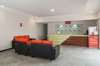 RedDoorz Syariah Plus Near Banyuwangi Airport Hotels in Kabat