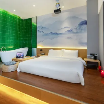 Xiyue Smart Hotel (Yuechi Railway Station Power Century City)