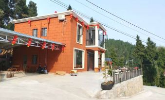 Peak Homestay