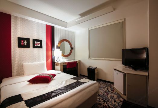 2. 뉴 오타니 인 ..