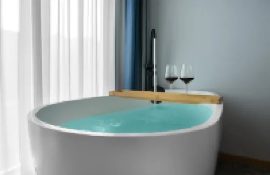 The Journey of Wind. The Humanities of Hunting House (East Gate Shop, Xiaoqikong Scenic Area, Libo)