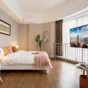 Wers Hotel (Chongqing Lianglukou Eling Light Rail Station) Отели рядом с достопримечательностью «Chongqing Bayu Mingbian Culture Art Museum»