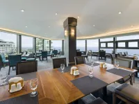 Stanford Hotel & Resort Jeju Hotels near Aewol