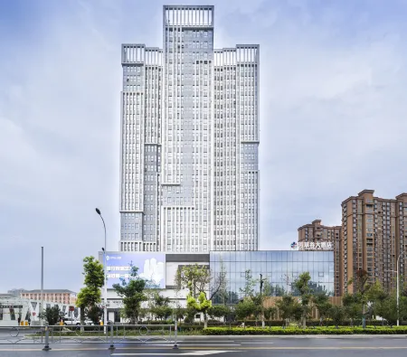 FCG  SUITES  BY  NEQTA