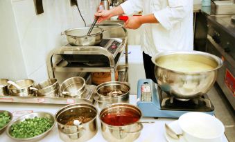 QingAo International Hotel