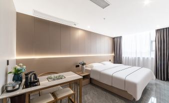 Yuanrong Youth Aesthetics Apartment (Shalang Shop)