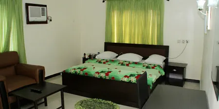 De-Castle Luxury Home