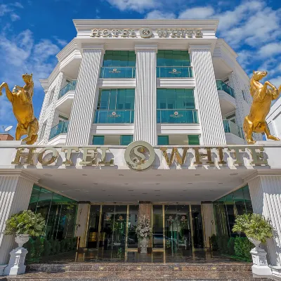 HOTEL S WHITE Các khách sạn gần Thủy cung Antalya Aquarium