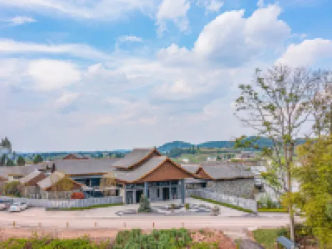 Zen Xuan Xanadu Hotel فنادق في داينغ