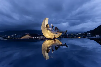 Lijiang Ancient City Kasion purey Hotel ( Big waterwheel store) Hotel a Black Dragon Pond