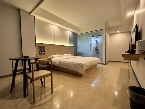 โรงแรมโกลด์โคสต์ หวางหยู่