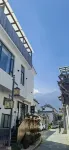 Dali Gucheng Xinmu Homestay - กระท่อม