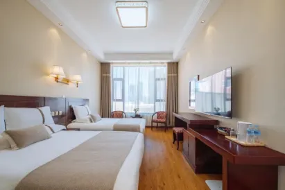 Xia Yidan Bai Ethnic Leisure Courtyard Warm Heart Small Building (Airport Road Erhai Branch)