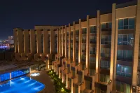 Grand Millennium Al Seef Basra - プール