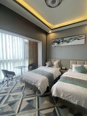 Baili Rhododendron Chushui Bund Homestay Hotel dekat Yi Mountain Flower Valley Scenic Area
