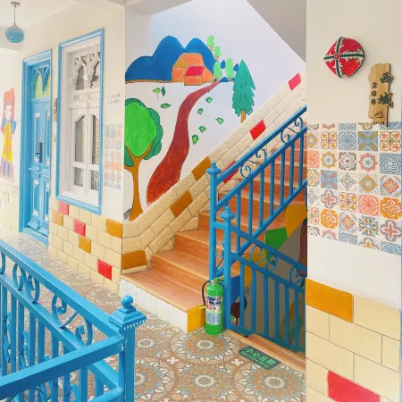 Western Regions Snowy Homestay Отели рядом с достопримечательностью «Xiang Fei Park»