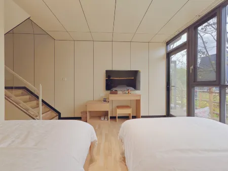 Ludian No Goodnight Pavilion Homestay Отели в г. Лудян